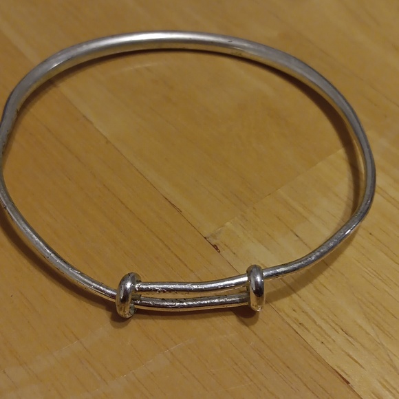 Jewelry - Set of 2 Bracelets